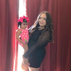 Meet your Posher, Araceli